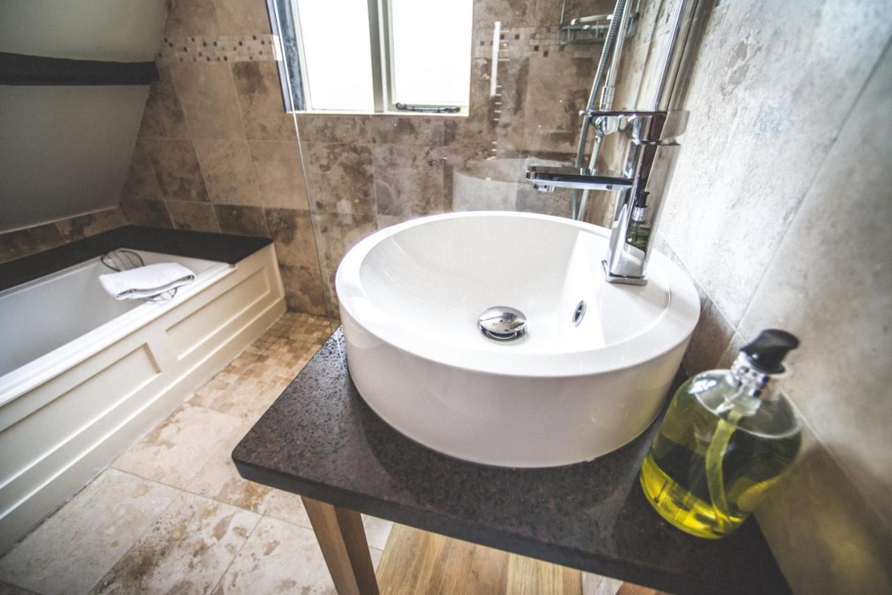 Jeakes House Bed & Breakfast Rye Luaran gambar A vessel sink